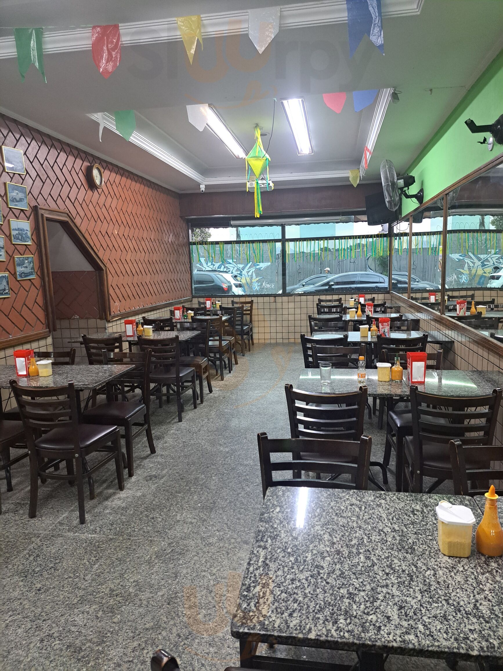 Boka's Bar