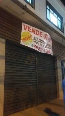 Makis Place Analia Franco