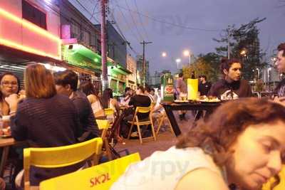 Pau No Gato Bar E Restaurante