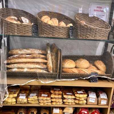 Alfamas Emporio Paes E Doces