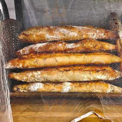 Alfamas Emporio Paes E Doces