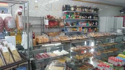 Panificadora Confeitaria E Lanches Dona Paulina Maria