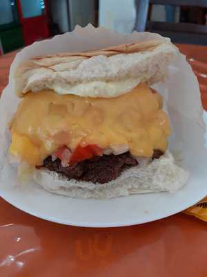 Tradicao Restaurante E Lanches