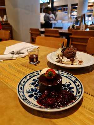 Phoenix Restaurante's