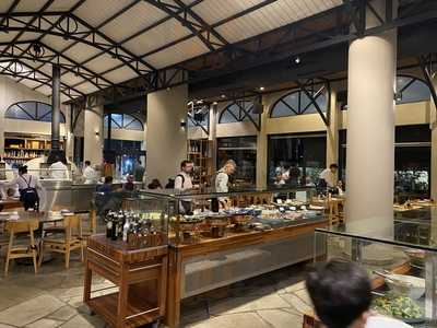 Phoenix Restaurante's