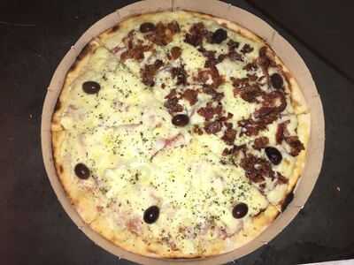 Luar Da Vila Pizza Bar