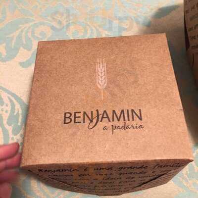 Benjamin A Padaria