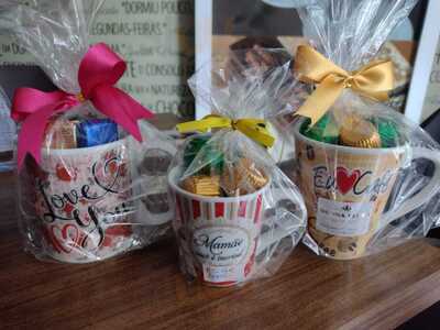 Donna Flora Delicatessen