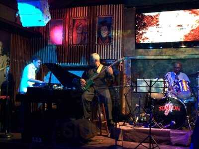 Ton Ton Jazz & Music Bar