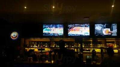 Carrieri Pizza & Pub