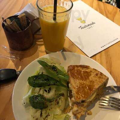 Tastemade Café