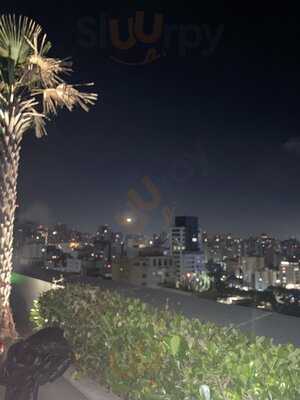 Sutton Club E Restaurante