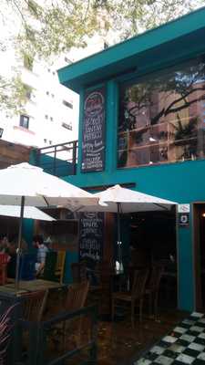 Casa 79 Pratos & Drinks