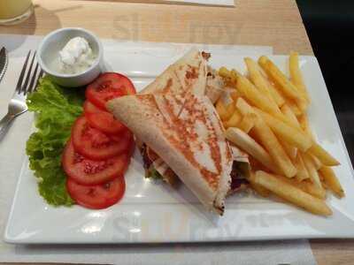 Zaman - Restaurante E Café Árabe