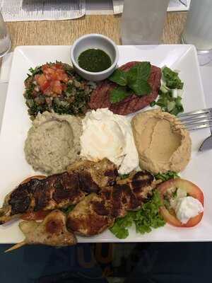 Zaman - Restaurante E Café Árabe