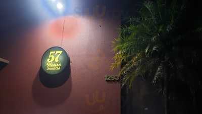 Chanés 57 Bar & Club