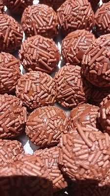 Dona Camô Confeitaria