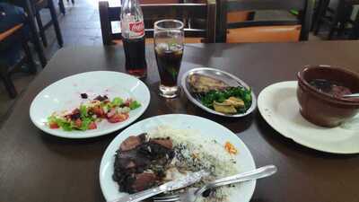 Lucs Lanchonete E Restaurante