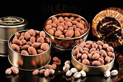 Bela Cafe & Chocolate