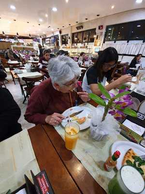 Lanches E Almocos Camargo