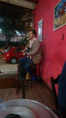 Neue Welt Pizzaria E Chopperia