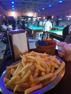Bar Snooker E Lanchonete Tradicional