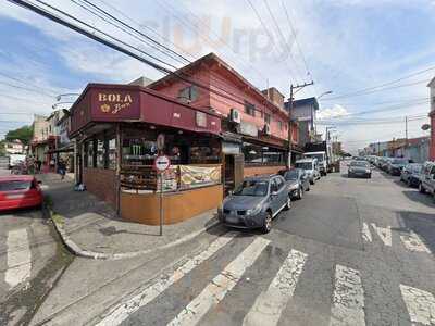 Bolas Bar