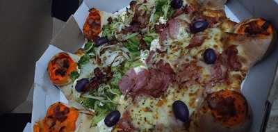 Luthy Pizzas E Lanches