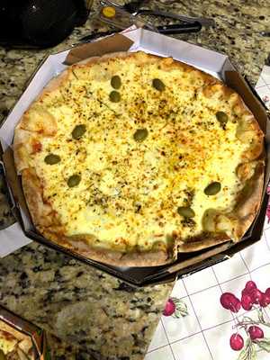 Luthy Pizzas E Lanches