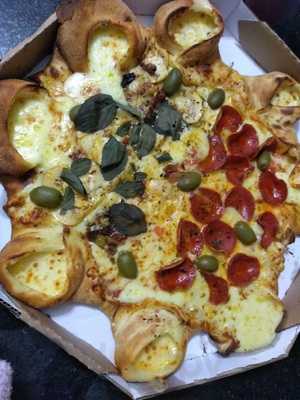 Luthy Pizzas E Lanches