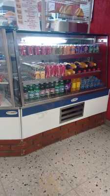 Lorena Lanchonete E Doceria