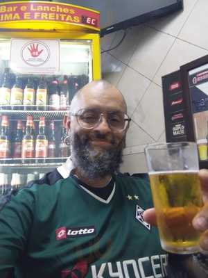 Bar Almeida E Lima