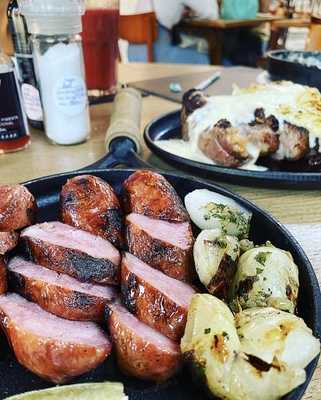 Filadelfia Shop E Brasa