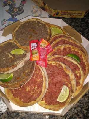 Pizzaria Black White