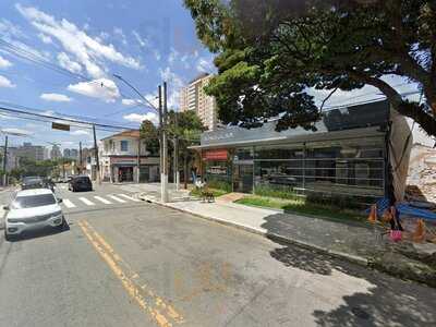 The Red One Music Bar