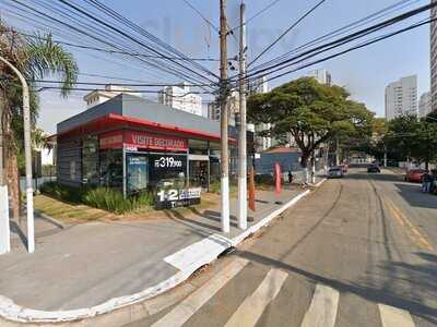 The Red One Music Bar