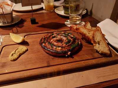 Leopoldina's - Emporio Dos Lanches