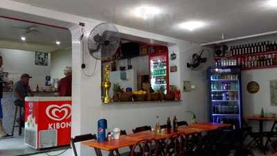 Ze Vicente Lanchonete E Pizzaria