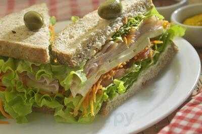 San Doces E Salgados