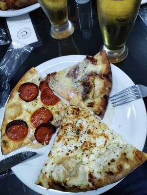 Potosi Colonial Pizzaria