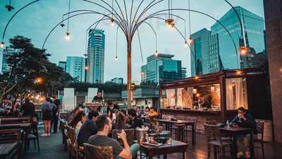 Pizza Parlor E Auto Pizza