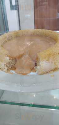 Illes Café & Bistrô