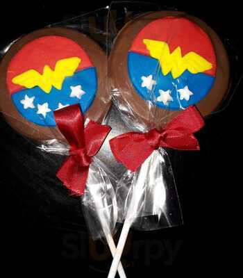 Amanda Claudio Doceria