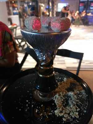 Bu Ali Bar E Restaurante