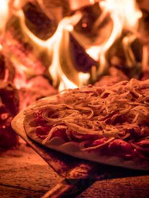 Churrascaria E Pizzaria Lourena