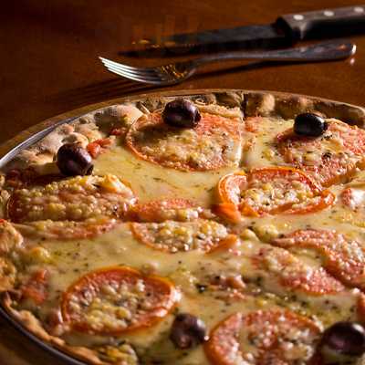 Churrascaria E Pizzaria Lourena