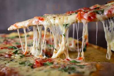 Pizzaria E Esfiharia Camila