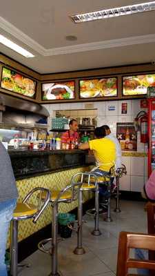 Athenas Roque Lanches