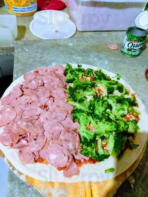 A. Centivilli Pizzaria