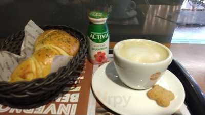 Benjamin A Padaria Patio São Bento